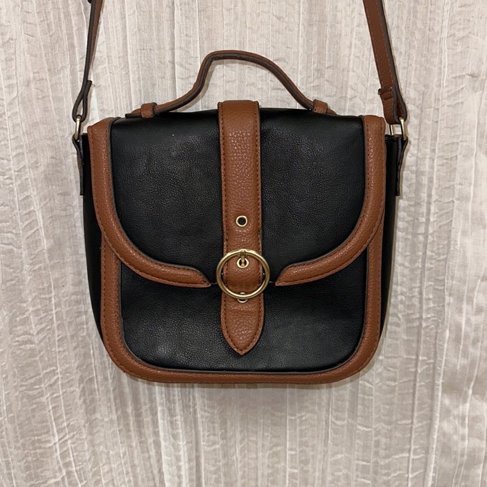 Time and Tru Black Brown Faux Leather Buckle Flap Closure Crossbody Saddle Bag
